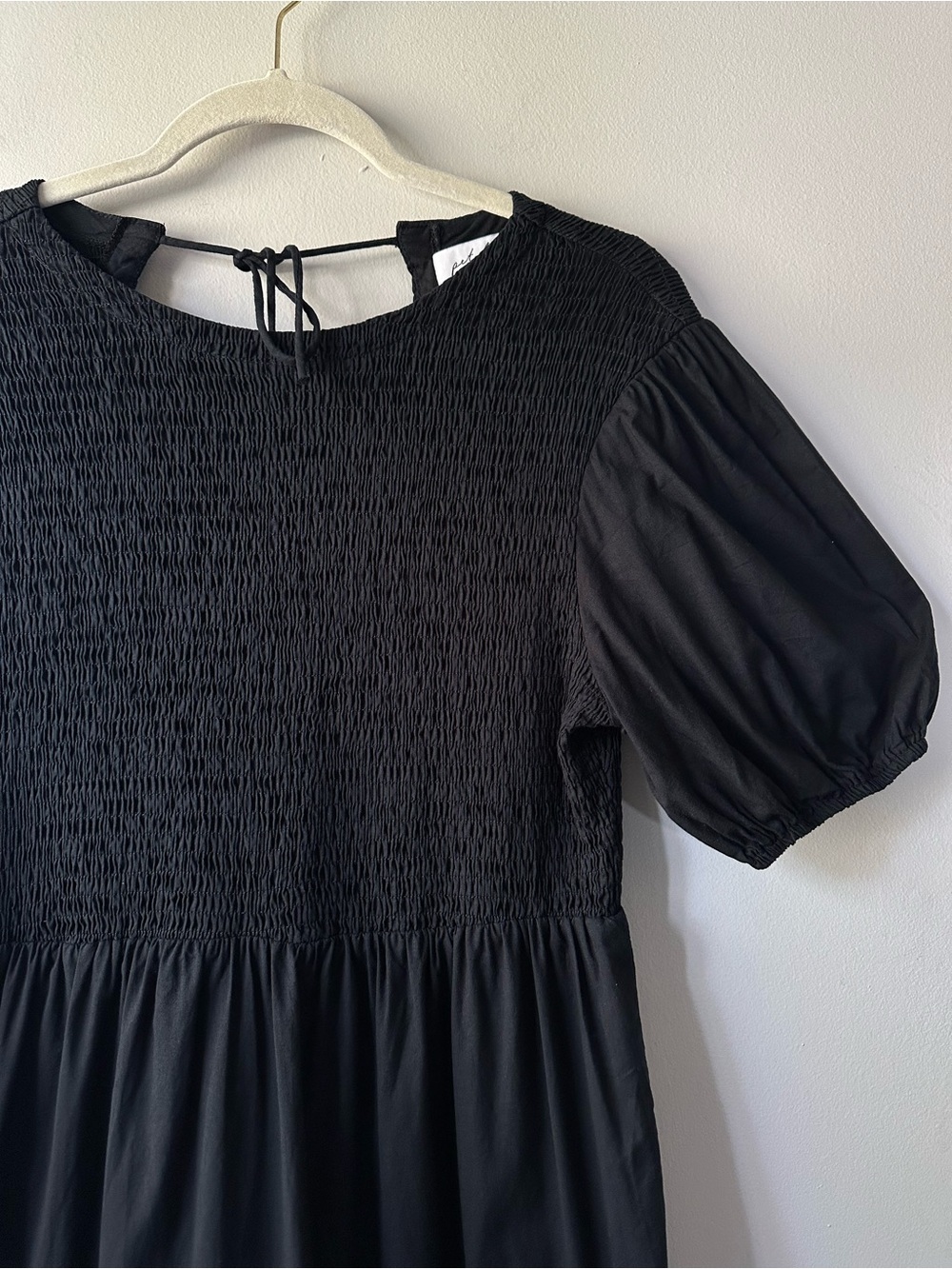 Petal & Pup Naura Black Shirred Tiered Midi Dress Smocked Puff-Sleeve Size 8 - Picture 4 of 10